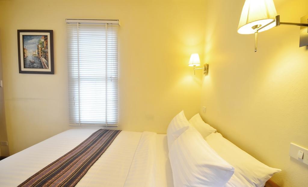 Bed and Breakfast I'M Happy Чиангмай Экстерьер фото
