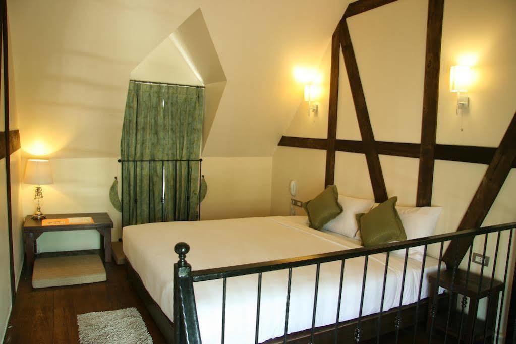 Bed and Breakfast I'M Happy Чиангмай Экстерьер фото