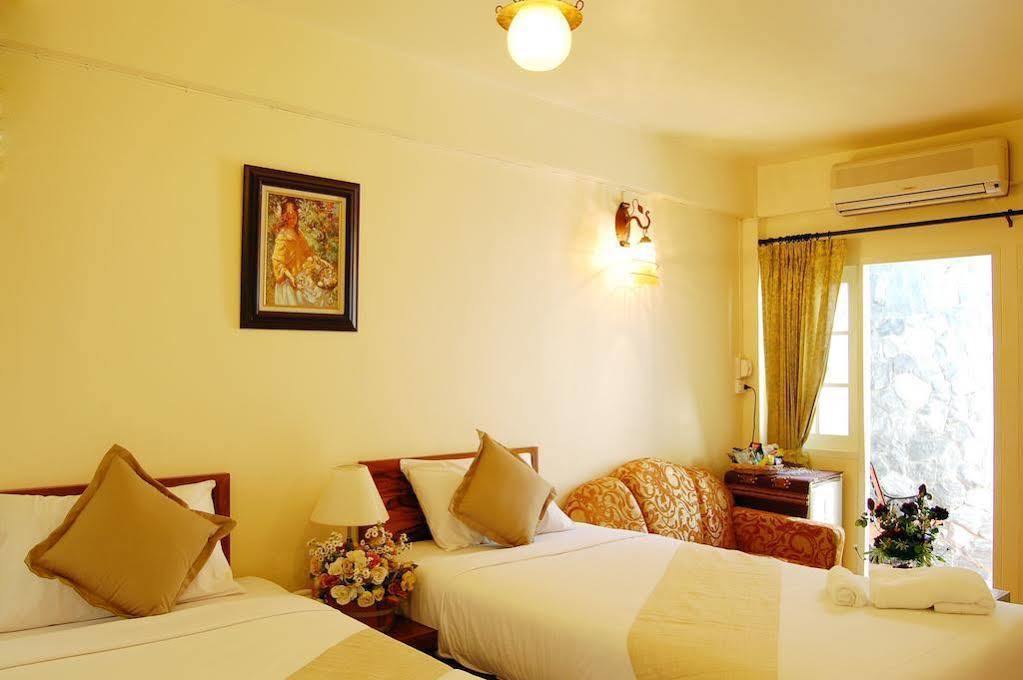 Bed and Breakfast I'M Happy Чиангмай Экстерьер фото