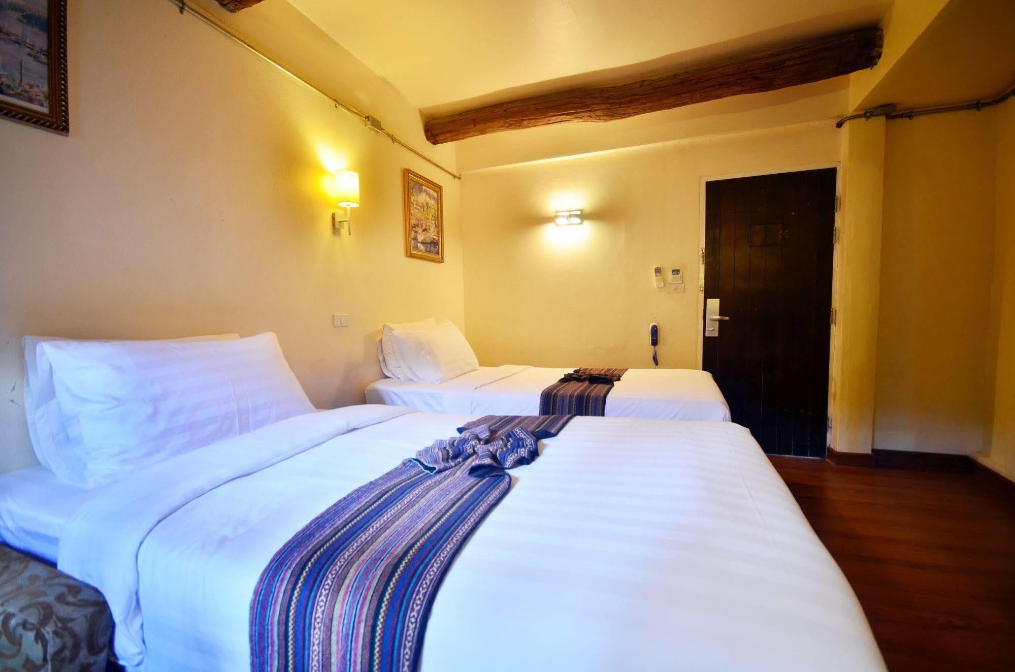 Bed and Breakfast I'M Happy Чиангмай Экстерьер фото