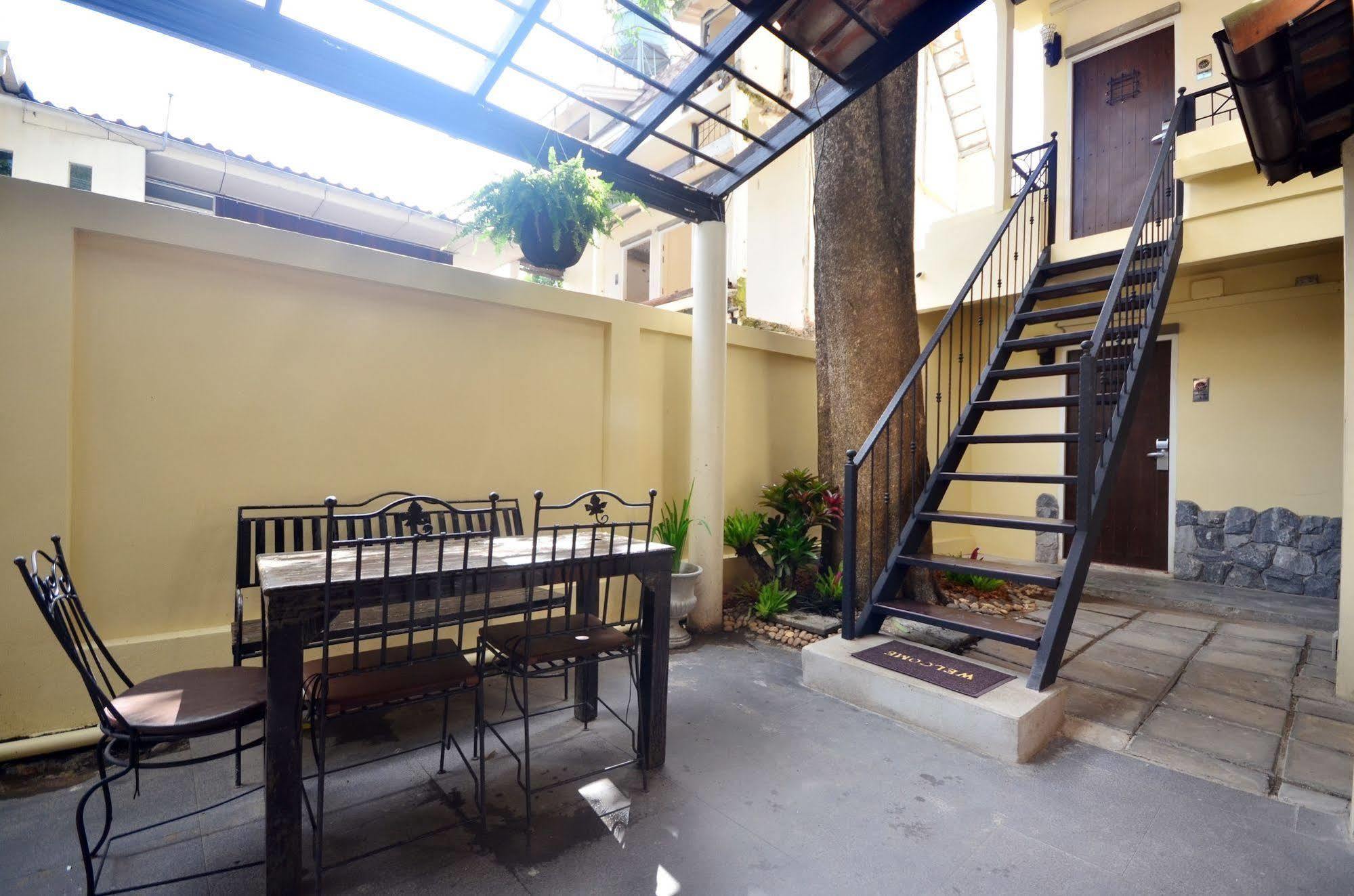 Bed and Breakfast I'M Happy Чиангмай Экстерьер фото